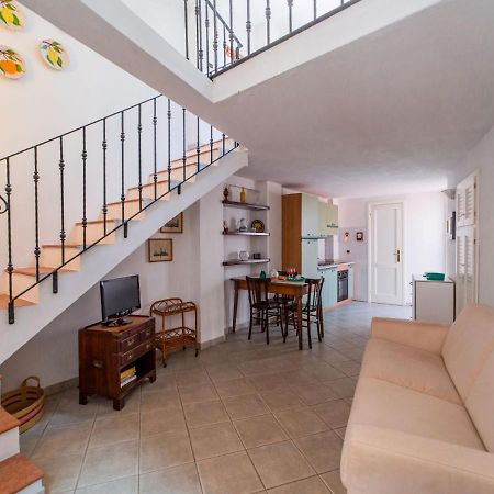 Murphy Holiday Home - Casa Papini La Maddalena  Exteriér fotografie