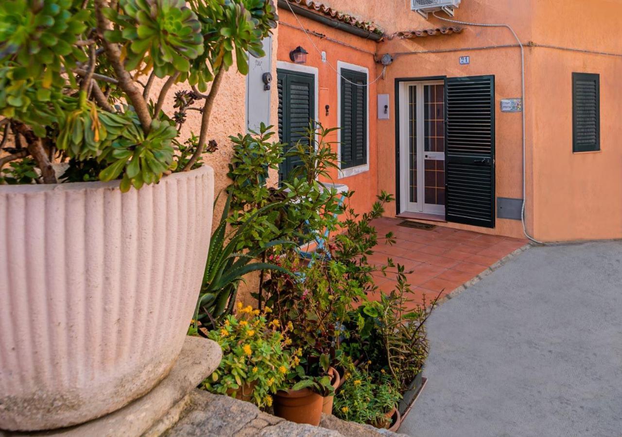 Murphy Holiday Home - Casa Papini La Maddalena  Exteriér fotografie